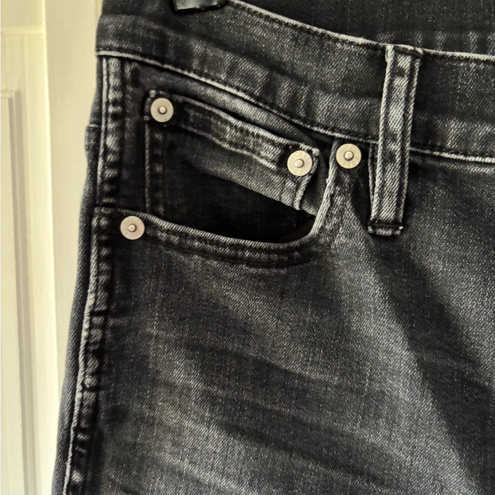 J.Crew Vintage Straight Jeans, washed black, size 28 - Picture 4 of 11